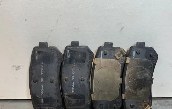 Hyundai Tucson TL Brake pads (rear) 