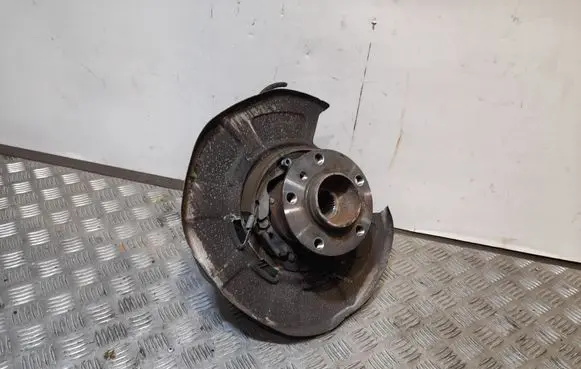 BMW X6 E71 Rear wheel hub 6770983