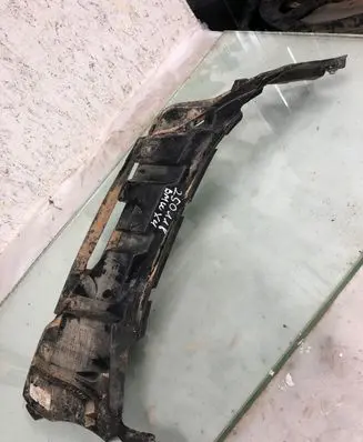 BMW X4 G02 Front bumper mounting bracket 7418752