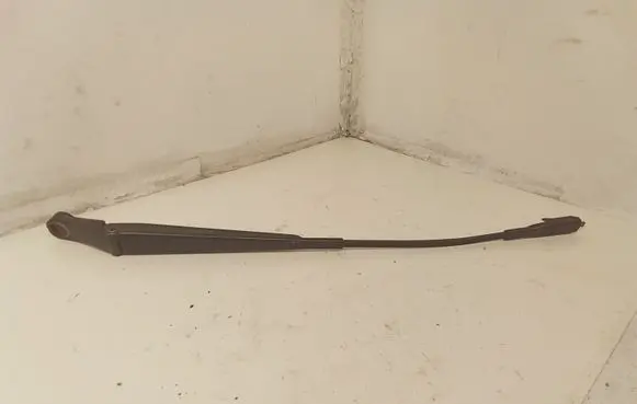 Opel Zafira B Front wiper blade arm 13145563