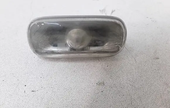 Audi A6 S6 C6 4F Front fender indicator light 8E0949127