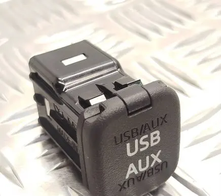 Mazda CX-5 AUX in-socket connector KD45669U0