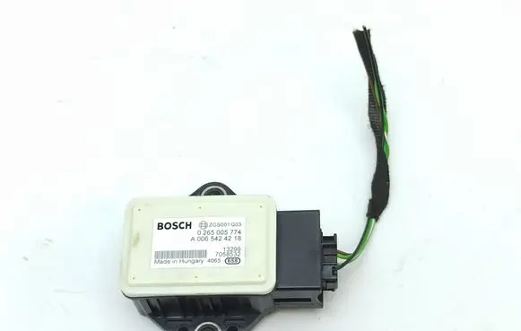 Mercedes-Benz Vito Viano W639 ESP acceleration yaw rate sensor A0065424218