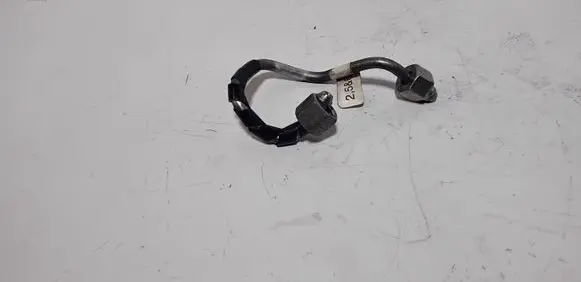 Land Rover Discovery 4 - LR4 Fuel injector supply line/pipe 9X2Q9C993JB