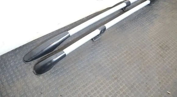 Mitsubishi Outlander Roof transverse bars on the 