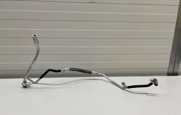 Audi S5 F5 Air conditioning (A/C) pipe/hose 8w1820720F