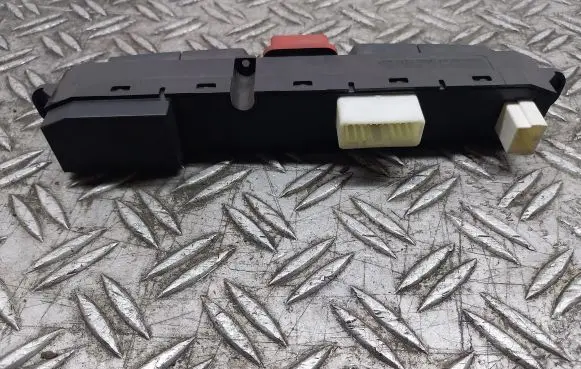 KIA Ceed Hazard light switch