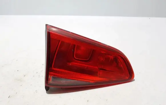 Volkswagen Golf VII Tailgate rear/tail lights 5G0945093AC