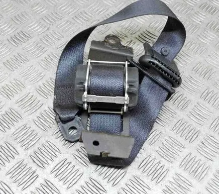 Chrysler Pacifica Third row seat belt 684900D FMVSS209
