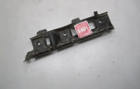 Volkswagen PASSAT B6 Front bumper mounting bracket 3C0807183