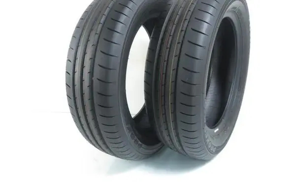 Volkswagen Golf V R16 summer tire 