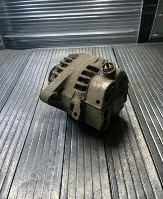 Toyota Yaris Generator/alternator 270600J010
