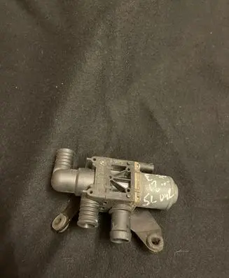 BMW X5 E70 Coolant heater control valve 6950257