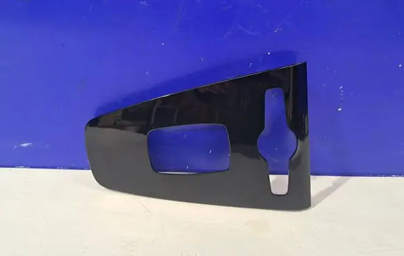 Polestar 2 Gear shifter surround trim plastic 31694748