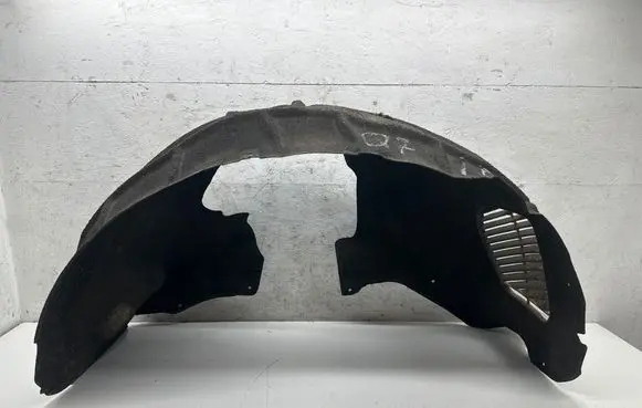 Audi Q7 4L Front wheel arch liner splash guards 
