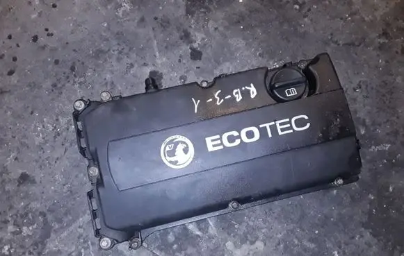 Opel Insignia A Rocker cam cover 55564395