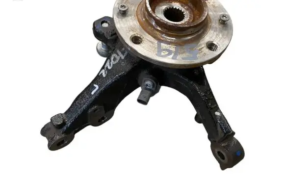 Opel Corsa F Front wheel hub spindle knuckle