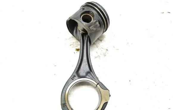 Mercedes-Benz S W221 Piston with connecting rod 8340F 64230