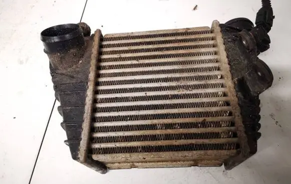 Audi A3 S3 8L Intercooler radiator 1j0145803g