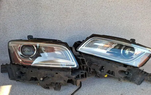 Audi Q5 SQ5 Headlights/headlamps set 8R0941006C 8R0941005C 90038851