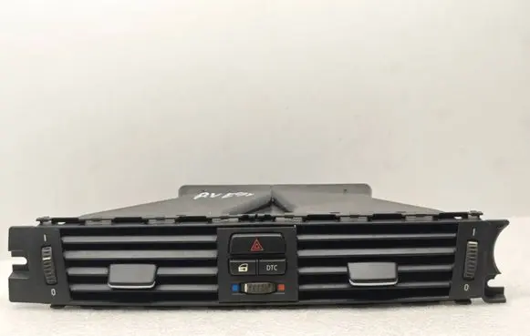 BMW 3 E90 E91 Dash center air vent grill 9130464 5WV77 14482110