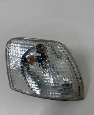 Volkswagen PASSAT B5 Front indicator light 084411516RF