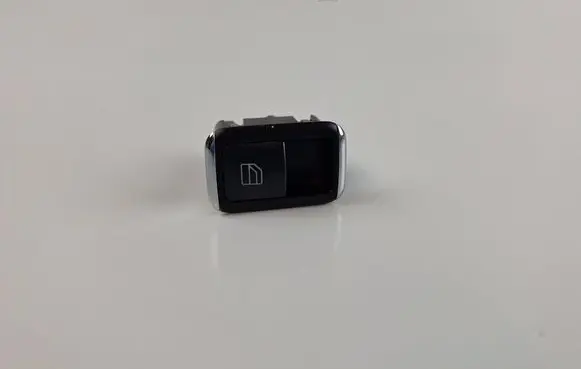 Mercedes-Benz C W204 Electric window control switch A2048707358