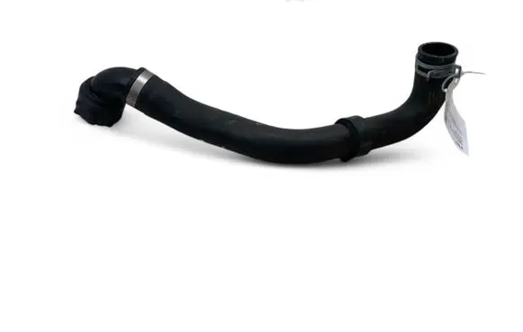 Volvo XC90 Engine coolant pipe/hose 31474845