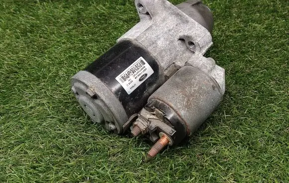 Ford Fiesta Starter motor AE8T11000AB M000T33571ZC