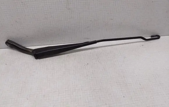 Ford Mondeo Mk III Front wiper blade arm 1S7117526CB