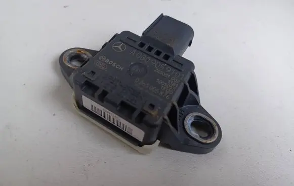 Mercedes-Benz E C207 W207 ESP acceleration yaw rate sensor A0009059101-MERC 0009059101