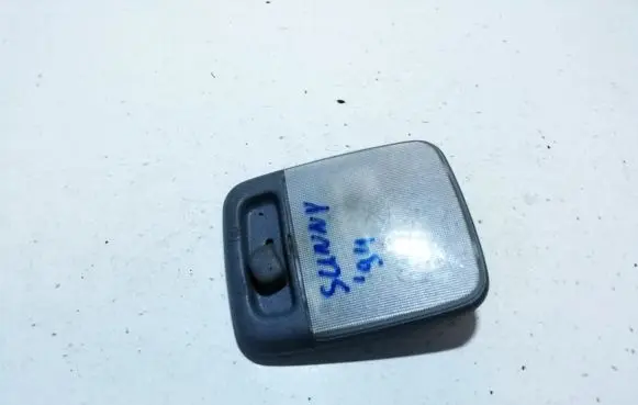 Nissan Sunny Front seat light