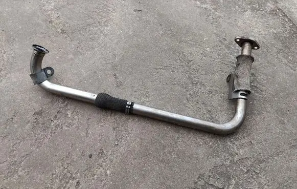 Chrysler Voyager EGR valve line/pipe/hose 