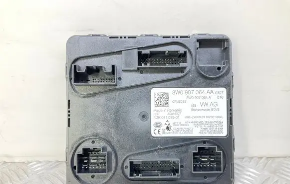 Audi A4 S4 B9 Comfort/convenience module 8W0907064AA 8W0907064A