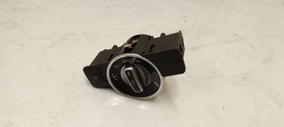 Light switch