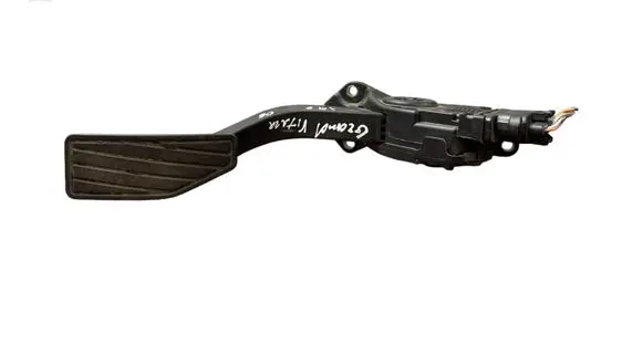 Suzuki Grand Vitara II Accelerator throttle pedal 6PV00907400