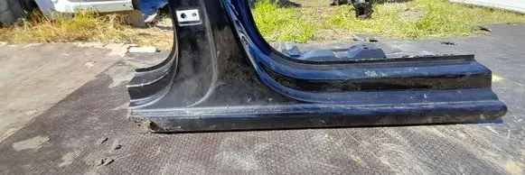 Volkswagen Touran III Pillar (middle) 