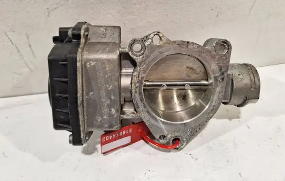 Citroen C4 I Picasso Throttle body valve 9650787380