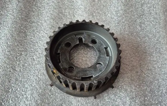 Toyota Hilux (AN10, AN20, AN30) Fuel pump gear (pulley) 1352430010
