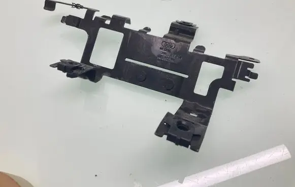 Audi Q5 SQ5 Other engine bay part 80A907298 DX52D7100
