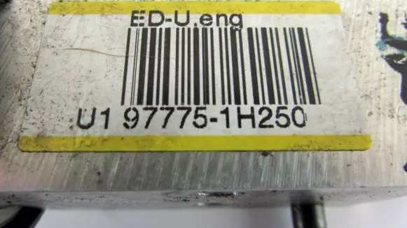 KIA Ceed Air conditioning (A/C) expansion valve 977751H250