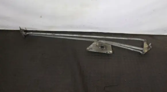 Citroen Xsara Picasso Front wiper linkage 