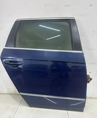 Volkswagen PASSAT B6 Rear door 