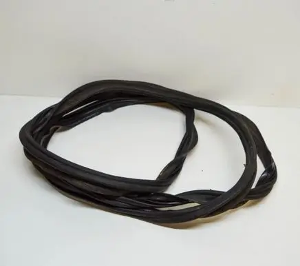 Audi A7 S7 4G Trunk rubber seal (body) 4G8827705A