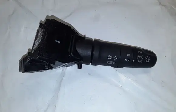 Nissan X-Trail T30 Indicator stalk 255408H701