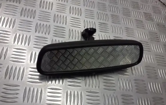 Toyota Avensis T250 Rearview mirror trim 8781005040