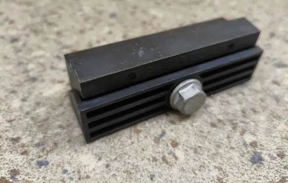 BMW 5 GT F07 Battery bracket 7592923