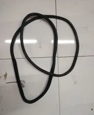 Saab 9-5 Rubber seal front coupe door 