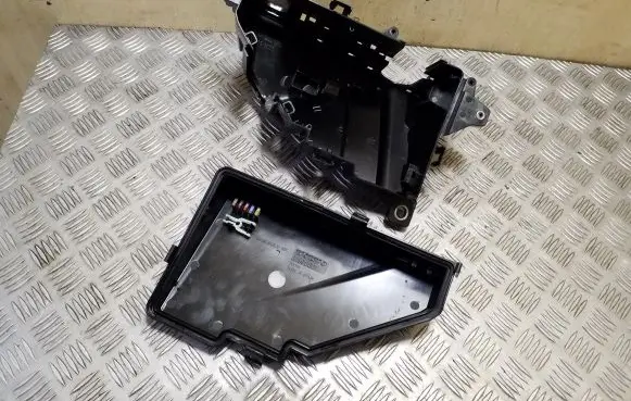 Volvo XC90 Fuse box set 31398001 31398000