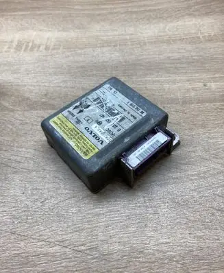 Volvo S40, V40 Airbag control unit/module 30855882A